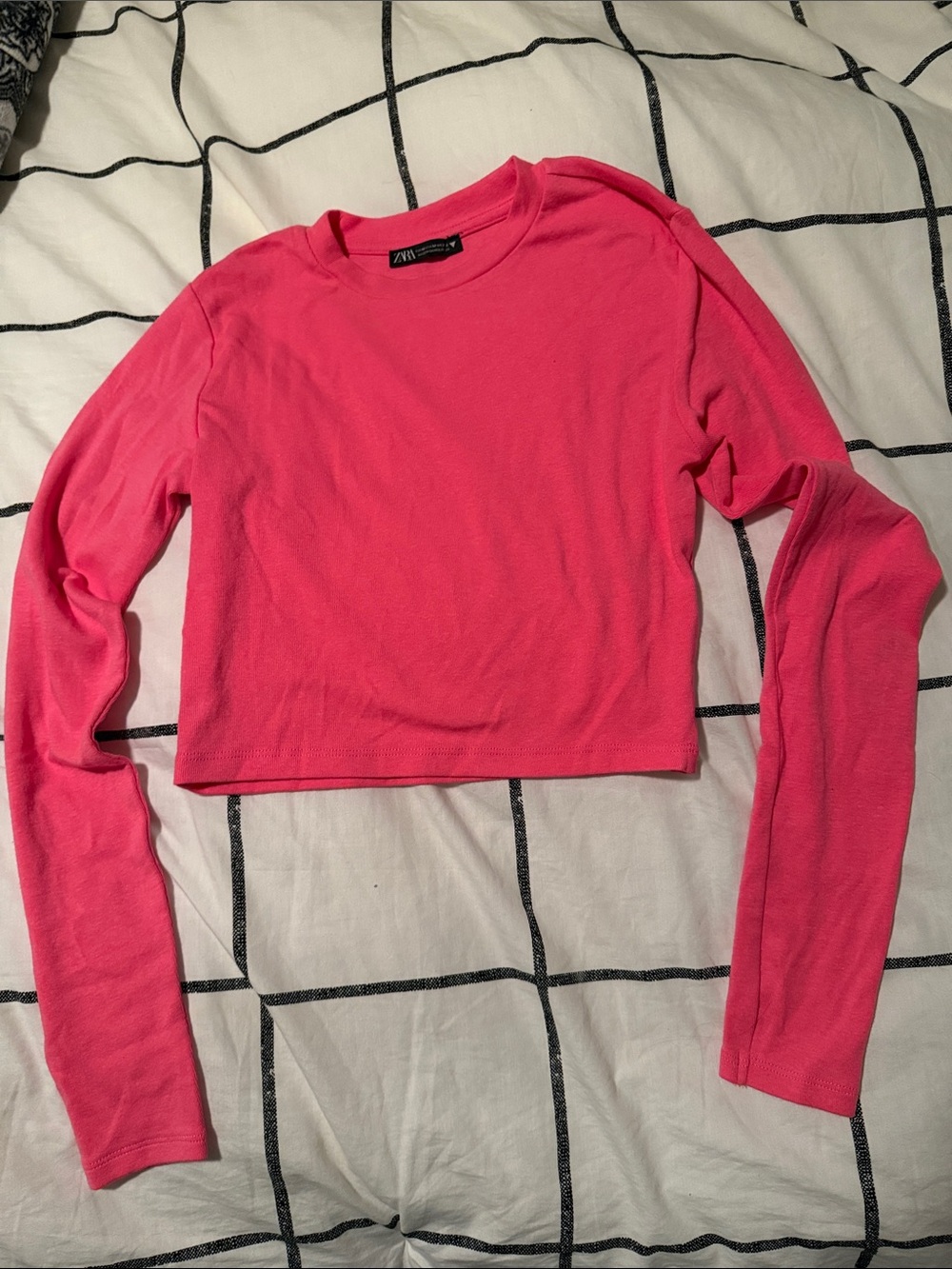 Zara Bright Pink Long-Sleeve Crop Top